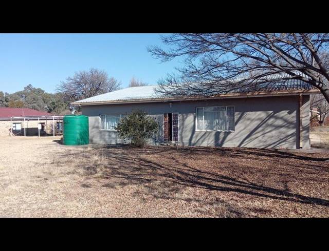 3 BEDROOM HOUSE FOR SALE IN CLOCOLAN